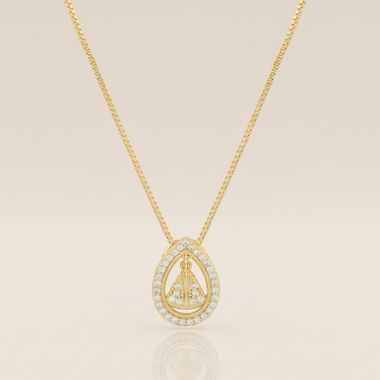 Gargantilha Nossa Senhora Aparecida Cravejada com Zircônias | Folheado Ouro 18k