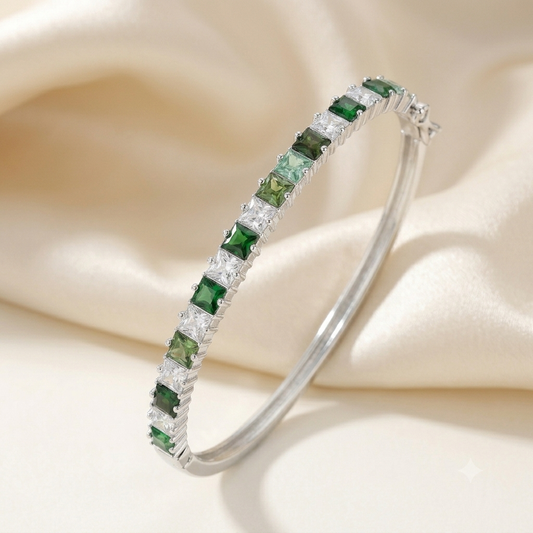 Bracelete Riviera com Zircônias Quadradas Verdes | Folheado Prata 1000